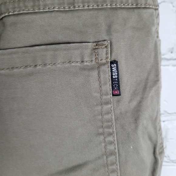 SWISS TECH | khaki stretch denim shorts - Picture 4 of 8